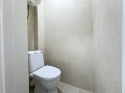 Botanica , apartament cu 2 odăi + living