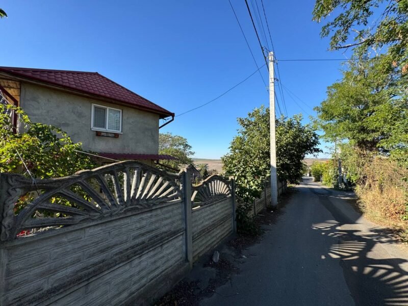 Casă în satul Cheltuitori, Ciocana – 4 ari și 3 dormitoare