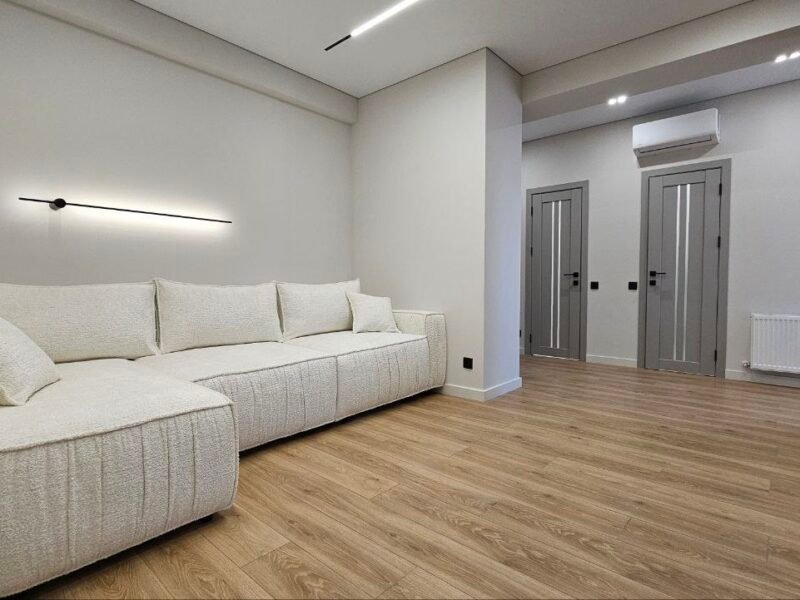 Rîșcani, str. Nicolae Dimo 3 odăi + living