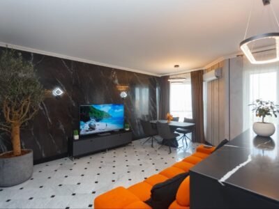 Apartament cu 2 camere și living – Centru, Valea Trandafirilor