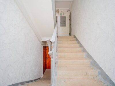 Apartament 2 odăi + living – Botanica