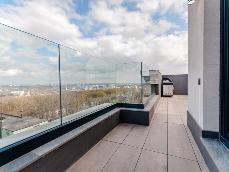 Penthouse de lux cu terasă panoramică – Buiucani