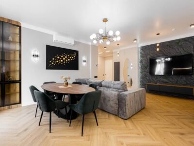 Penthouse cu terasă panoramică – Newton House, Buiucani