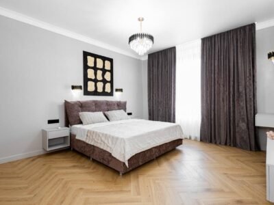 Penthouse cu terasă panoramică – Newton House, Buiucani