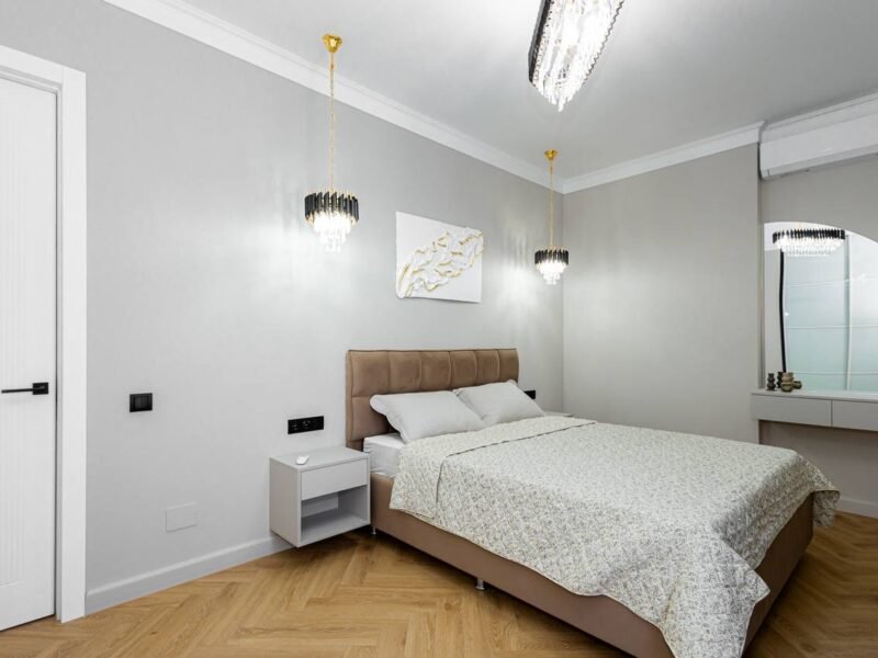 Penthouse cu terasă panoramică – Newton House, Buiucani