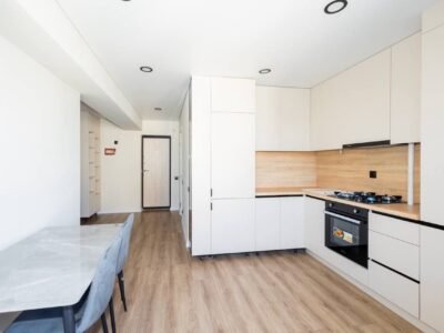Apartament 1 cameră + living – vis-a-vis de Parcul „La Izvor”