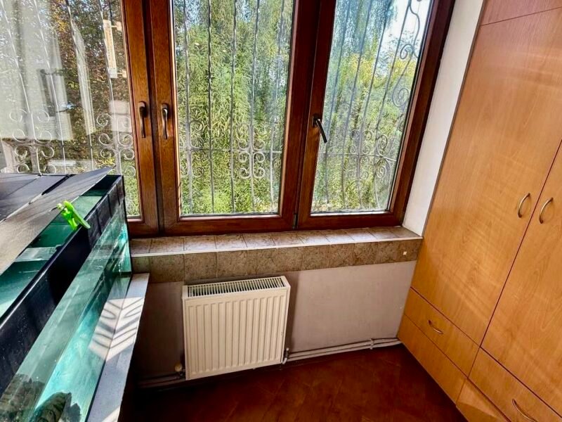 Apartament cu 3 camere – Centru