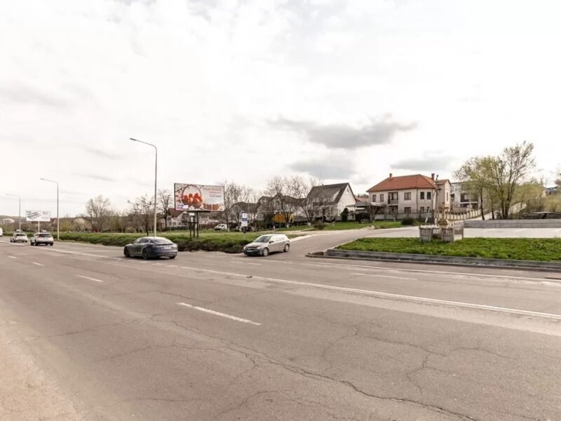 Casă în 2 nivele – variantă gri, Sîngera