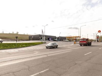 Casă în 2 nivele – variantă gri, Sîngera