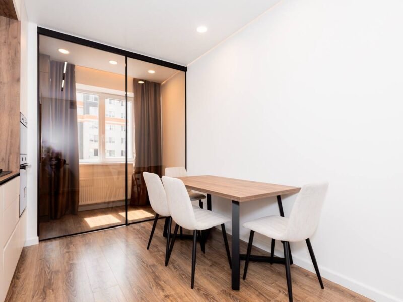 2 dormitoare + living, Basconslux – Telecentru