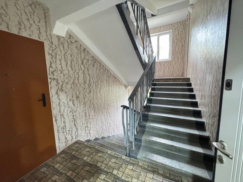 Apartament cu 2 camere – Hristo Botev