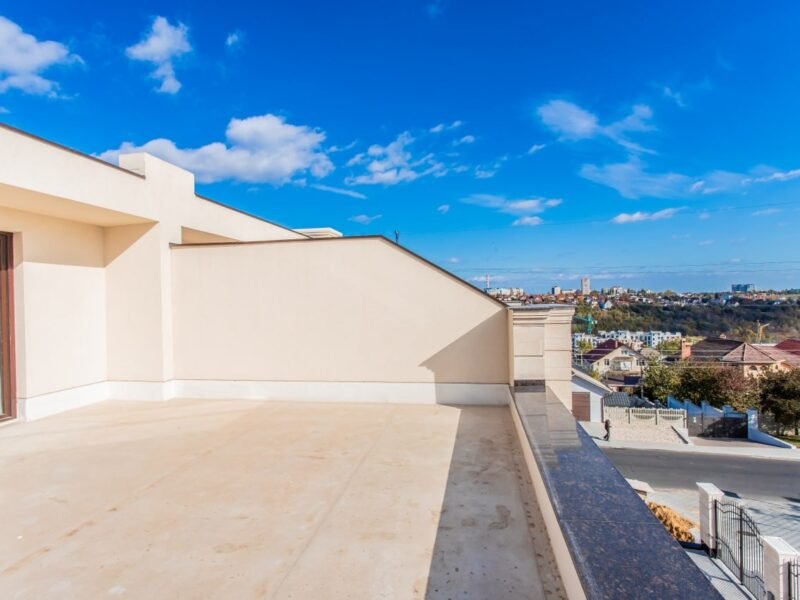 TownHouse pe 3 niveluri – Codru