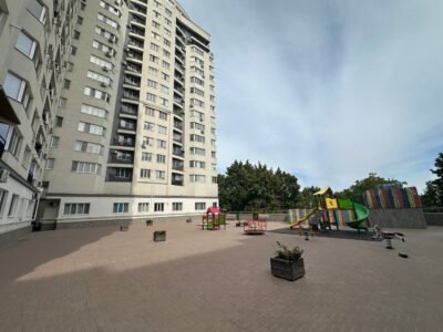 Apartament 2 camere + living, 82.6 m², Telecentru