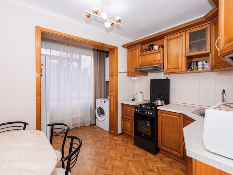 Apartament 3 camere, 70 m², Botanica, Cuza Vodă