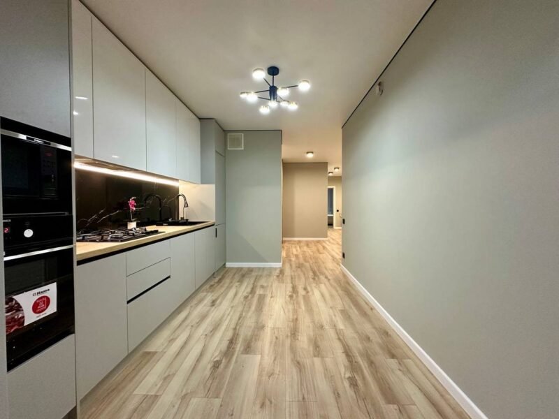 Apartament 2 odăi + living, 75 m² — Exfactor Mircea cel Bătrân