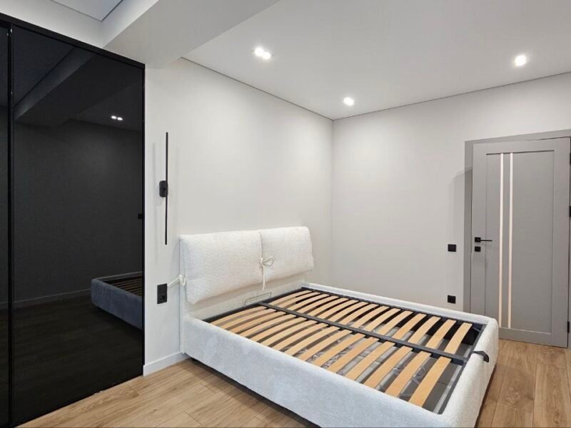 Apartament 3 dormitoare + living, 85 m² — Botanica, Solomon