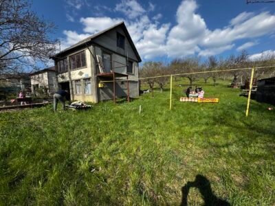 Teren 18 ari. Stauceni