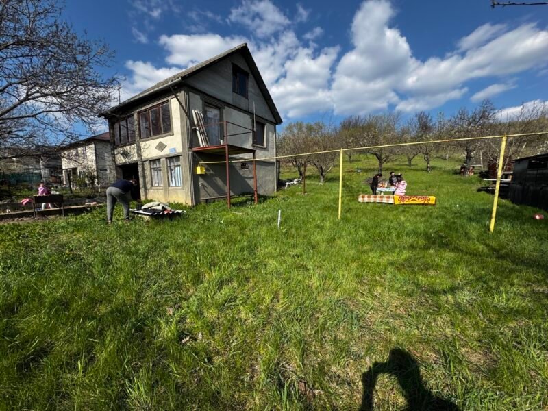 Teren 18 ari. Stauceni