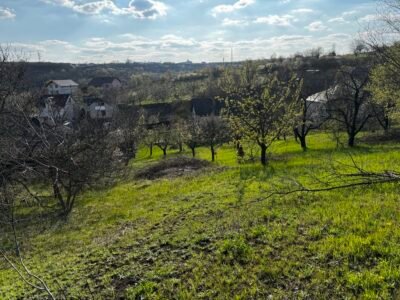 Teren 18 ari. Stauceni