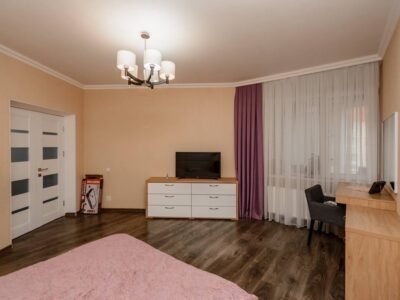 Apartament 2 camere , 80 m² — Mircea cel Bătrân, Ciocana