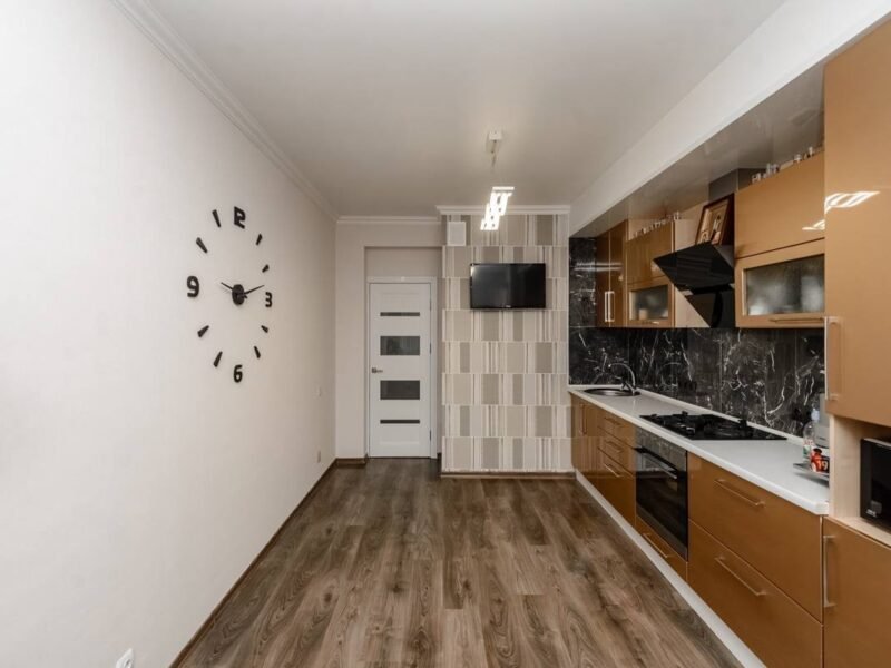 Apartament 2 camere , 80 m² — Mircea cel Bătrân, Ciocana
