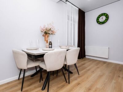 Apartament 2 odăi + living, 80 m² — Buiucani, Alba Iulia