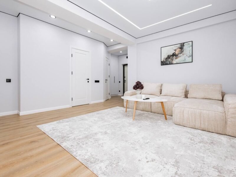 Apartament 2 odăi + living, 80 m² — Buiucani, Alba Iulia