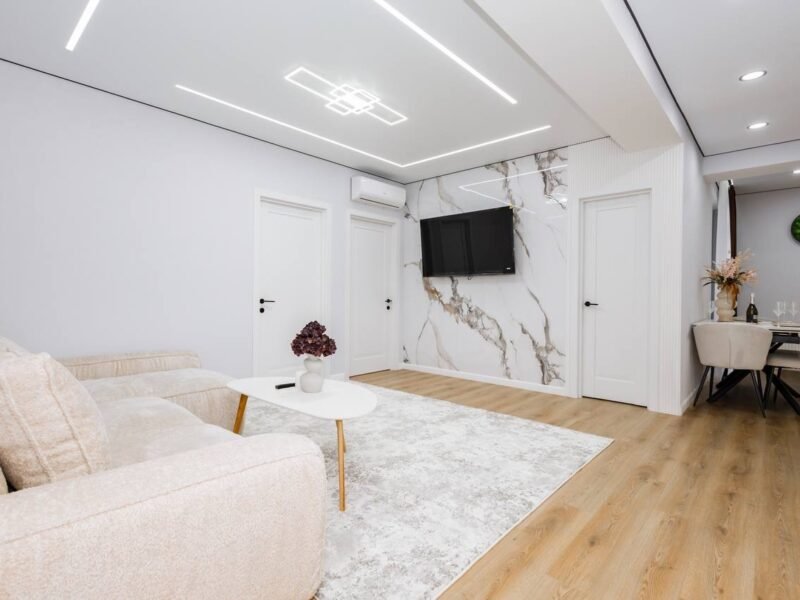 Apartament 2 odăi + living, 80 m² — Buiucani, Alba Iulia