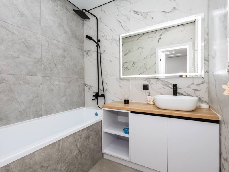 Apartament 2 odăi + living, 80 m² — Buiucani, Alba Iulia