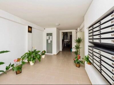 Apartament 2 camere + living, 82 m², Calea Ieșilor