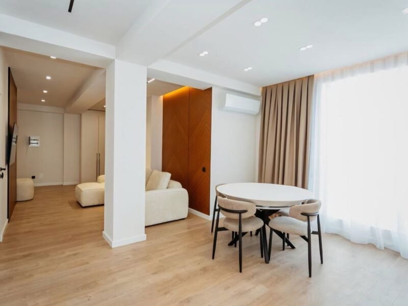 Penthouse 3 dormitoare + living, 103 m², Durlești