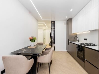 Apartament 2 dormitoare + living, 70 m², Buiucani (ExFactor)