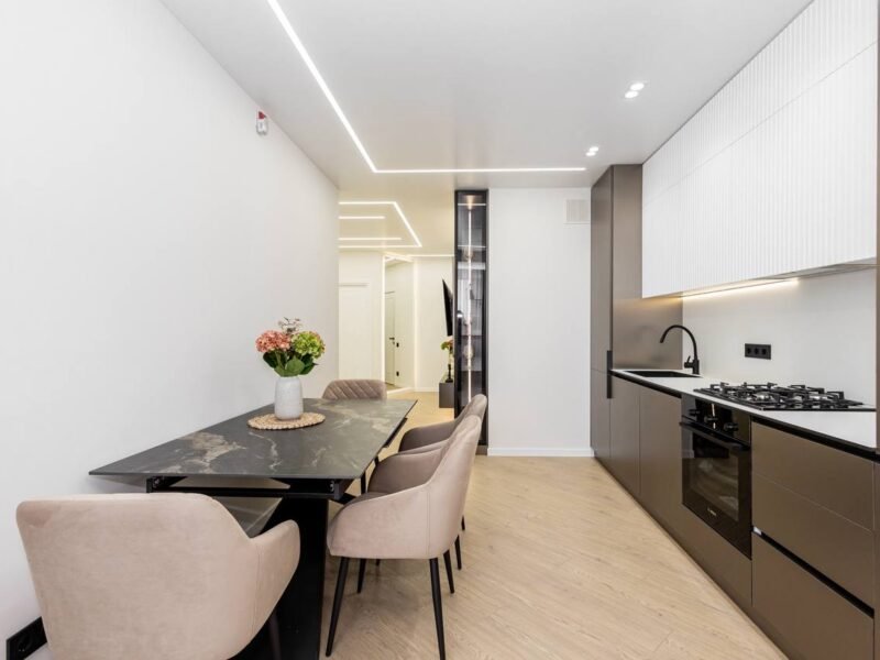 Apartament 2 dormitoare + living, 70 m², Buiucani (ExFactor)