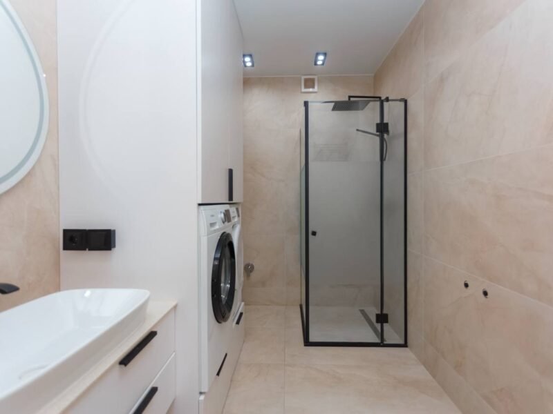 Centru – 1 dormitor + salon, 60 m², Valea Trandafirilor