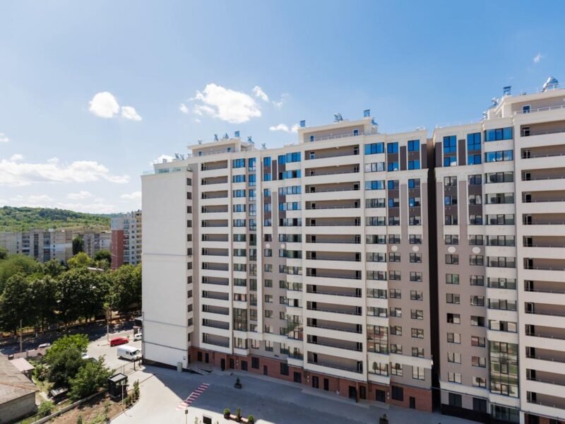 ExFactor – 2 camere + living, 68 m², Vasile Lupu