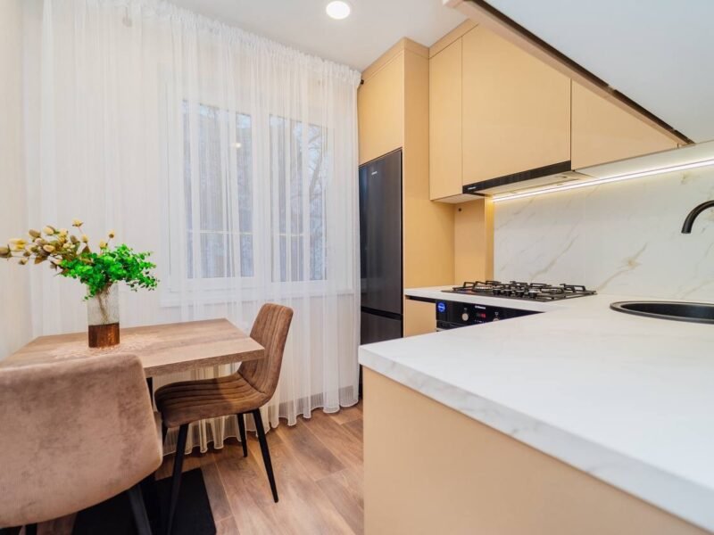 Botanica, 2 odăi + living, Trandafirilor 31/6, 50 mp