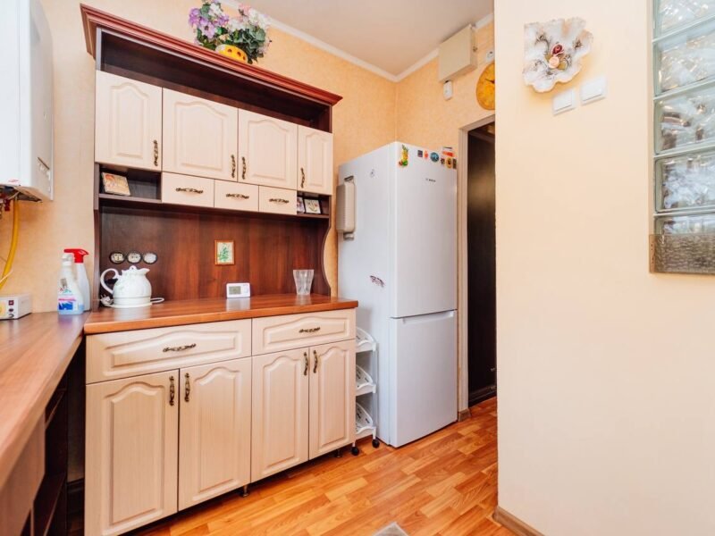 Rîșcanovca, Autonomă, 3 camere