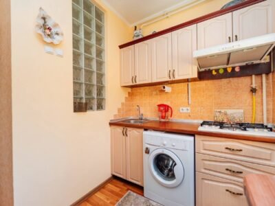 Rîșcanovca, Autonomă, 3 camere