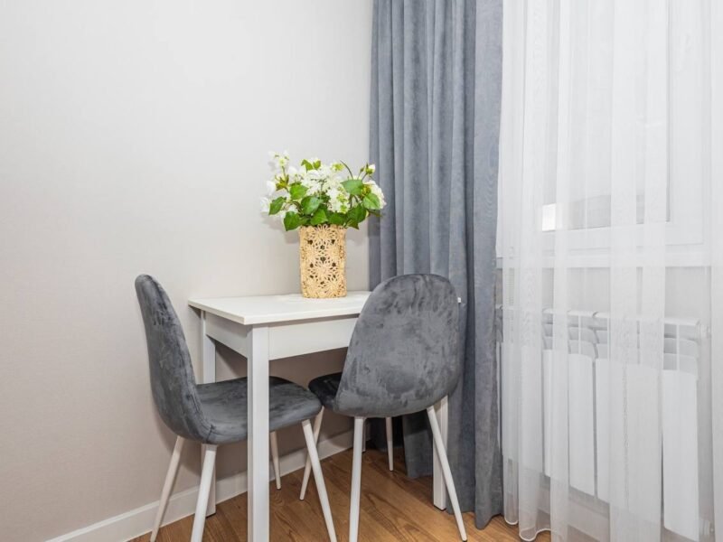 Centru, 2 odăi + living, str. Ismail, 45 m²