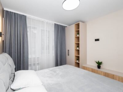 Centru, 2 odăi + living, str. Ismail, 45 m²
