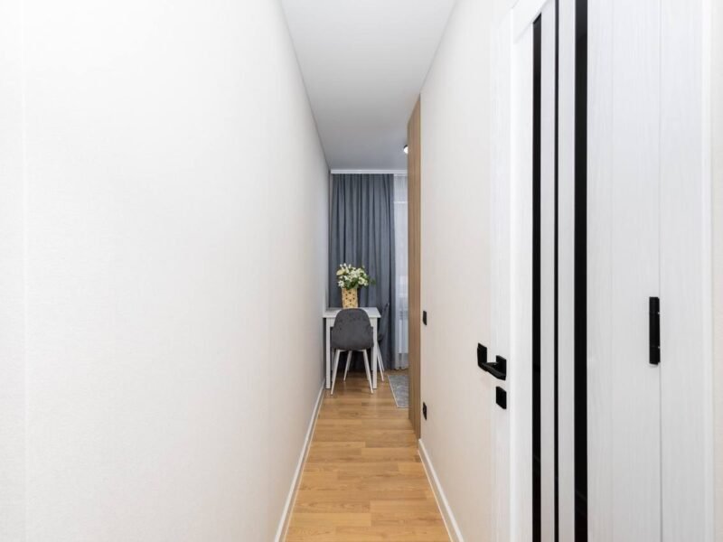 Centru, 2 odăi + living, str. Ismail, 45 m²