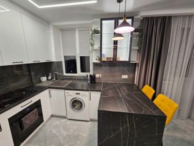 Râșcani, 1 odaie + living, str. Braniștei, 42 m²