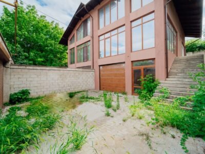 Durlești, duplex, Calea Unirii, 205 m²