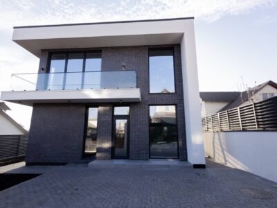 Casă Codru, 3 dormitoare, teren 5 ari, 150 m²