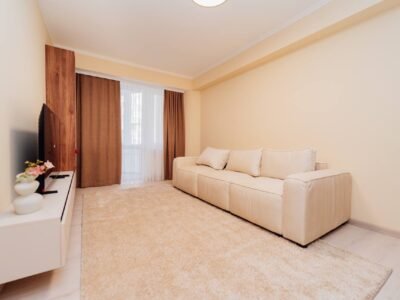 Centru, 2 camere, str. Lev Tolstoi, 68 m²