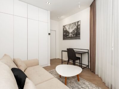 Rîșcani, 2 odăi + living, str. Nicolae Dimo, 93,8 m