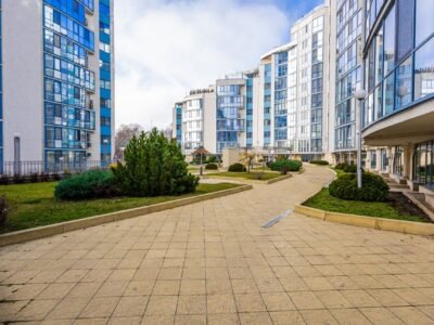 Rîșcani, 2 odăi + living, str. Nicolae Dimo, 93,8 m