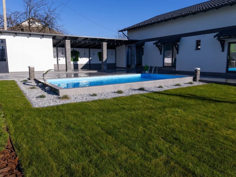 Cojușna, casă 3 dormitoare, 180 m²