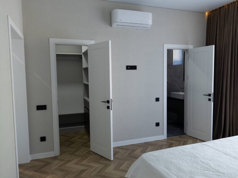 Cojușna, casă 3 dormitoare, 180 m²