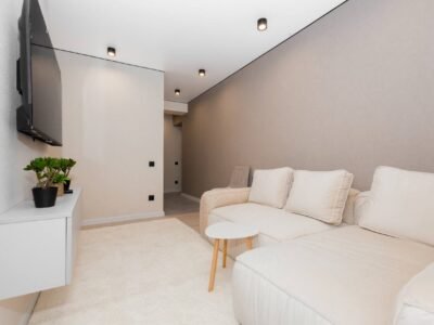 Râșcani, 2 odăi + living, str. Nicolae Dimo, 46 m²